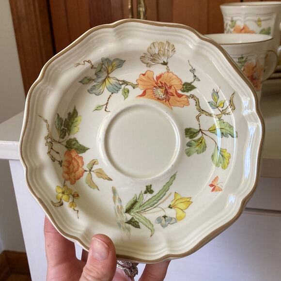 Vintage Mikasa “Olde Tapestry” Cups & Saucers, Service for 4 - Picture 9 of 14